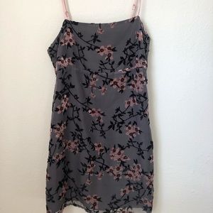 Forever 21 floral velvet dress